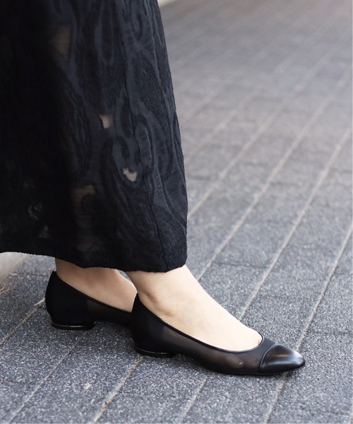 LE TALON(ルタロン)の「GRISE トゥキャップチュールフラット◆(その他シューズ・レディース・ベージュ/ブラック×ブラック/ブラウン・23cm/23.5cm/24cm/24.5cm/25cm/22.5cm)」の2枚目の写真