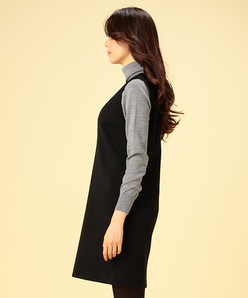 Demi-Luxe BEAMS（デミルクス ビームス）の「Demi-Luxe BEAMS / Vネック ノースリーブワンピース（ワンピース・レディース・ベージュ/ブラック・36/38）」の4枚目の写真