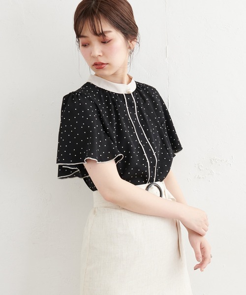 natural couture(ナチュラルクチュール)の「【WEB限定カラー有り】パール釦ポイントバイカラーフレア袖ブラウス(シャツ/ブラウス・レディース・サックスブルー/アイボリー/その他1/その他2/その他3/ピンクベージュ・FREE)」の22枚目の写真