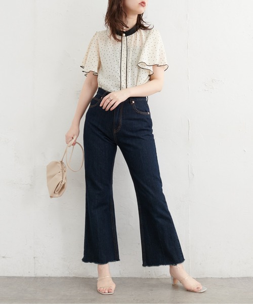 natural couture(ナチュラルクチュール)の「【WEB限定カラー有り】パール釦ポイントバイカラーフレア袖ブラウス(シャツ/ブラウス・レディース・サックスブルー/アイボリー/その他1/その他2/その他3/ピンクベージュ・FREE)」の20枚目の写真