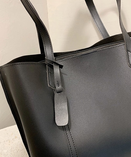 LA VORAGINE（ラ ヴォラジネ）の「スクエアトートバッグ（トートバッグ・レディース・アイボリー/ベージュ/ブラック/ブラウン・FREE）」の14枚目の写真