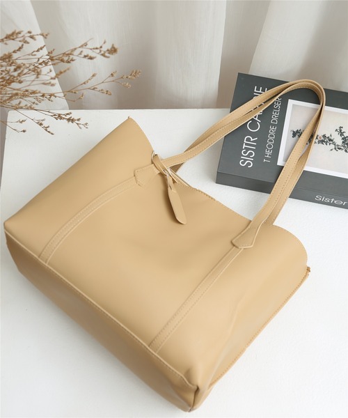 LA VORAGINE（ラ ヴォラジネ）の「スクエアトートバッグ（トートバッグ・レディース・アイボリー/ベージュ/ブラック/ブラウン・FREE）」の19枚目の写真