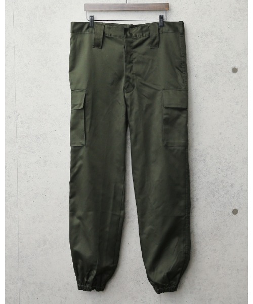 MILITARY（ミリタリー）の「実物 新品 デッドストック ポルトガル軍 パラシュートカーゴパンツ（カーゴパンツ・メンズ・ダークオリーブ・46/52/48/44）」の13枚目の写真