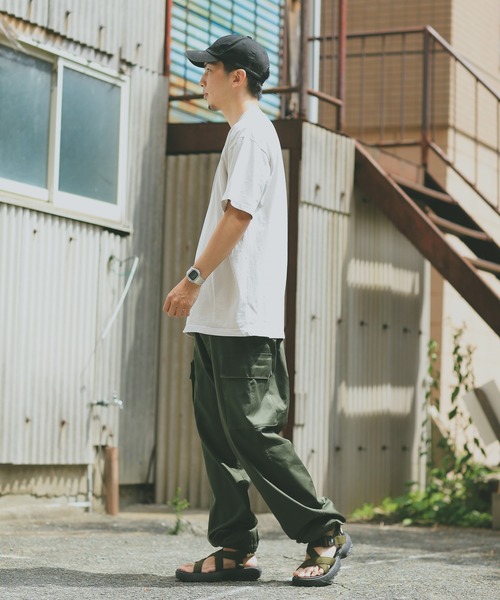 MILITARY（ミリタリー）の「実物 新品 デッドストック ポルトガル軍 パラシュートカーゴパンツ（カーゴパンツ・メンズ・ダークオリーブ・46/52/48/44）」の5枚目の写真