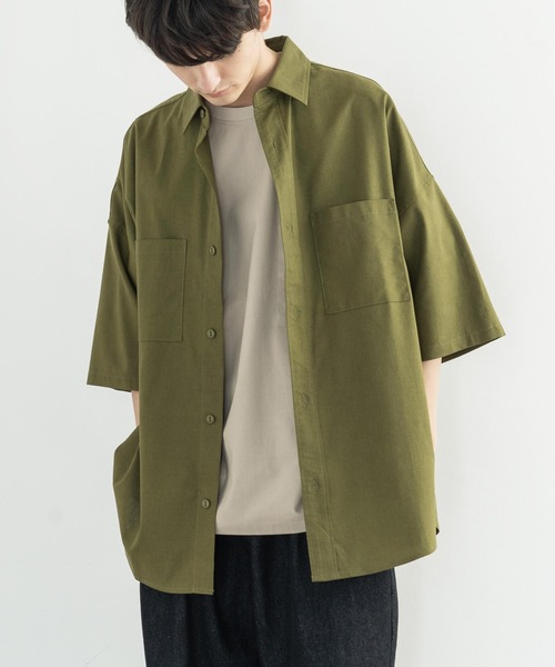 Rocky Monroe(ロッキーモンロー)の「綿麻 レーヨン オーバーサイズ レギュラーカラー リネンシャツ(シャツ/ブラウス・メンズ・ライトグレー/ブラック/キナリ/ライトベージュ/カーキ/ネイビー・M/L/XL)」の6枚目の写真