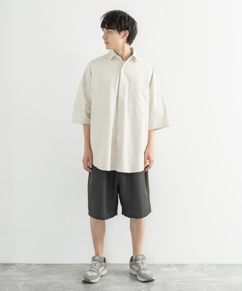 Rocky Monroe(ロッキーモンロー)の「綿麻 レーヨン オーバーサイズ レギュラーカラー リネンシャツ(シャツ/ブラウス・メンズ・ライトグレー/ブラック/キナリ/ライトベージュ/カーキ/ネイビー・M/L/XL)」の18枚目の写真