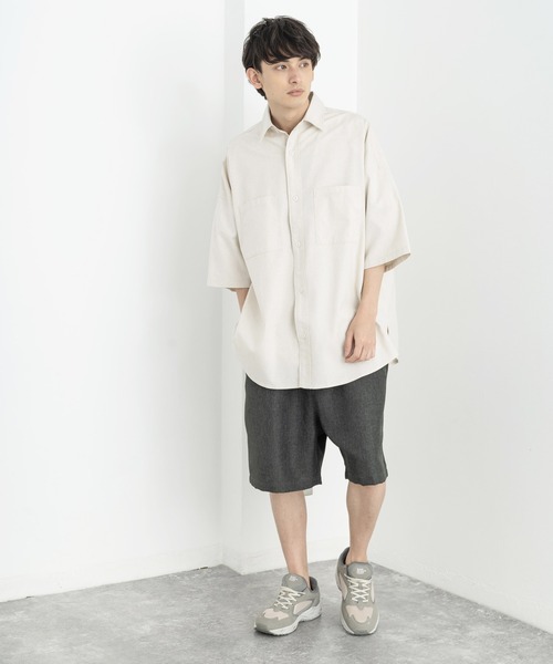 Rocky Monroe(ロッキーモンロー)の「綿麻 レーヨン オーバーサイズ レギュラーカラー リネンシャツ(シャツ/ブラウス・メンズ・ライトグレー/ブラック/キナリ/ライトベージュ/カーキ/ネイビー・M/L/XL)」の19枚目の写真