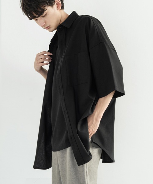 Rocky Monroe(ロッキーモンロー)の「綿麻 レーヨン オーバーサイズ レギュラーカラー リネンシャツ(シャツ/ブラウス・メンズ・ライトグレー/ブラック/キナリ/ライトベージュ/カーキ/ネイビー・M/L/XL)」の11枚目の写真