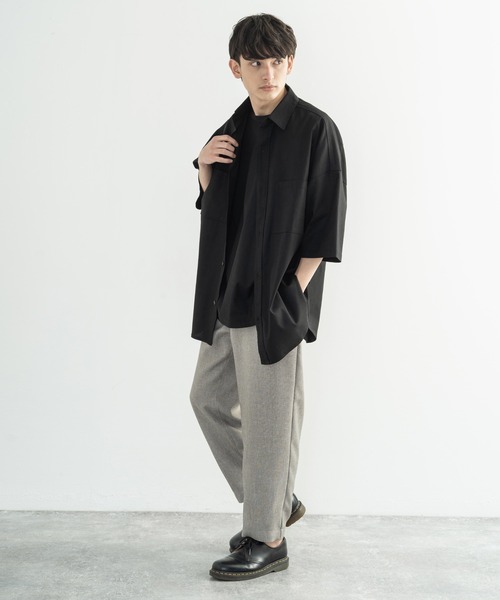 Rocky Monroe(ロッキーモンロー)の「綿麻 レーヨン オーバーサイズ レギュラーカラー リネンシャツ(シャツ/ブラウス・メンズ・ライトグレー/ブラック/キナリ/ライトベージュ/カーキ/ネイビー・M/L/XL)」の22枚目の写真