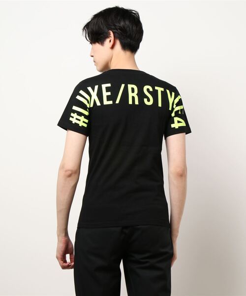CERCA（チェルカ）の「RM/クルーネックTシャツ（Tシャツ/カットソー・メンズ・ホワイト×グリーン/ホワイト×ブラック/ブラック×ホワイト/ブラック×グリーン・MEDIUM/LARGE）」の9枚目の写真