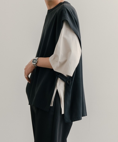 epnok（エプノック）の「サイドボタンオープンベスト（ベスト・メンズ・ブラック/ダークグレー・SMALL/LARGE/MEDIUM）」の7枚目の写真