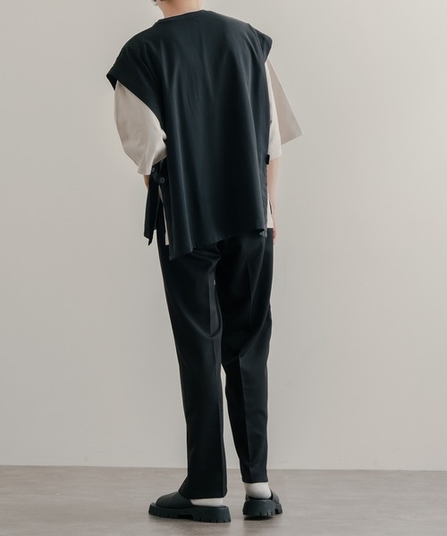 epnok（エプノック）の「サイドボタンオープンベスト（ベスト・メンズ・ブラック/ダークグレー・SMALL/LARGE/MEDIUM）」の17枚目の写真