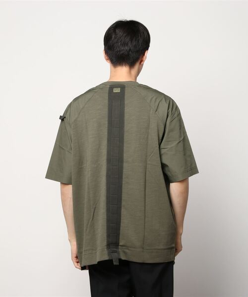 G-STAR（ジースター）の「BACK TAPE LOOSE T-SHIRT/ビッグシルエット/オーバーサイズ（Tシャツ/カットソー・メンズ・カーキオリーブ・SMALL/MEDIUM/LARGE/X-SMALL）」の7枚目の写真