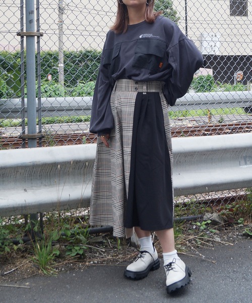 179/WG(イチナナキュウダブルジー)の「配色アシンメトリースカート(スカート・レディース・ネイビー/チェック・M)」の18枚目の写真
