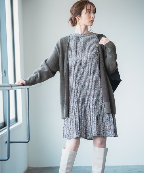 Andemiu（アンデミュウ）の「スクエアトゥロングブーツ215865（ブーツ・レディース・アイボリー/ブラック・LARGE/MEDIUM/SMALL）」の8枚目の写真