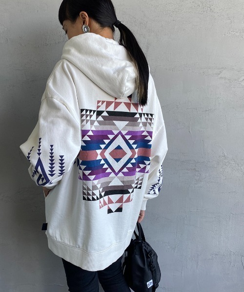 PENDLETON（ペンドルトン）の「【Begin 12月号掲載】[PENDLETON/ペンドルトン] 別注 バックプリント スウェットパーカー（パーカー・レディース・ホワイト/ブラック/ネイビー/グレー・S/M/L/XL）」の18枚目の写真