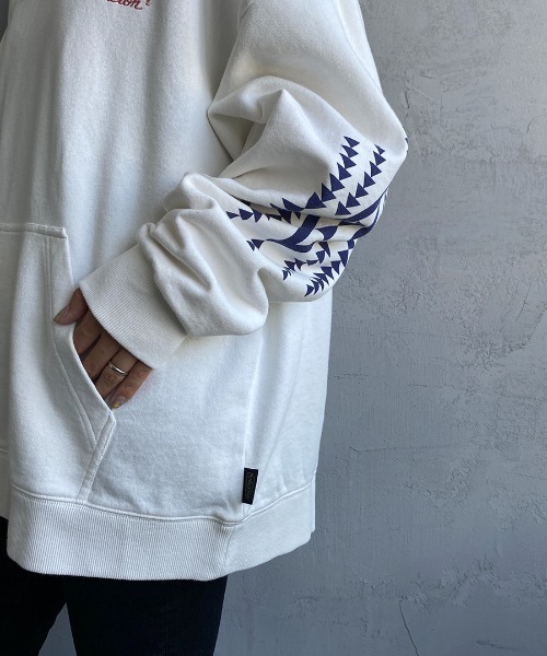 PENDLETON（ペンドルトン）の「【Begin 12月号掲載】[PENDLETON/ペンドルトン] 別注 バックプリント スウェットパーカー（パーカー・レディース・ホワイト/ブラック/ネイビー/グレー・S/M/L/XL）」の13枚目の写真