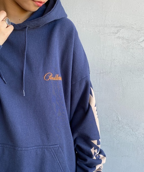 PENDLETON（ペンドルトン）の「【Begin 12月号掲載】[PENDLETON/ペンドルトン] 別注 バックプリント スウェットパーカー（パーカー・レディース・ホワイト/ブラック/ネイビー/グレー・S/M/L/XL）」の11枚目の写真