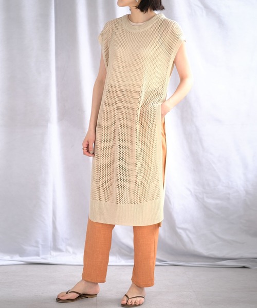 ＡＮＤＪ（アンドジェイ）の「リネンタッチ透かし編みニットベストワンピース（ワンピース・レディース・テラコッタ/ブルー/ベージュ系その他/ブラック・M）」の3枚目の写真