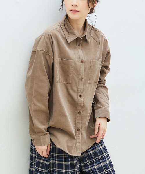 Honeys(ハニーズ)の「コーデュロイシャツ(シャツ/ブラウス・レディース・ベージュ/モカ/ピンク系その他/アイボリー/ミント・L/M/LL)」の2枚目の写真