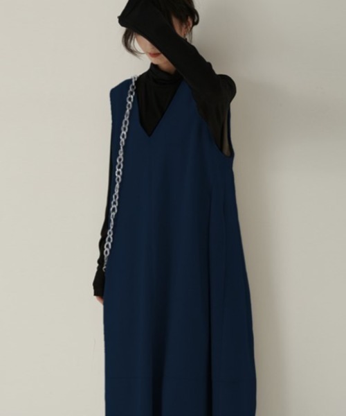 Diosfront（ディオスフロント）の「フェイクウールVネックマキシワンピース（ワンピース・レディース・ベージュ/ブラック/ブルーグリーン/ダークグリーン/キャメル/ネイビー/グレー/ブラウン・M/L/XL）」の6枚目の写真