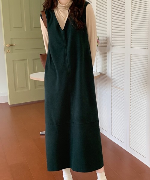 Diosfront（ディオスフロント）の「フェイクウールVネックマキシワンピース（ワンピース・レディース・ベージュ/ブラック/ブルーグリーン/ダークグリーン/キャメル/ネイビー/グレー/ブラウン・M/L/XL）」の5枚目の写真