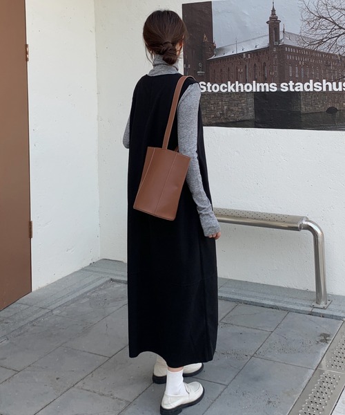 Diosfront（ディオスフロント）の「フェイクウールVネックマキシワンピース（ワンピース・レディース・ベージュ/ブラック/ブルーグリーン/ダークグリーン/キャメル/ネイビー/グレー/ブラウン・M/L/XL）」の10枚目の写真