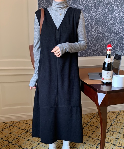 Diosfront（ディオスフロント）の「フェイクウールVネックマキシワンピース（ワンピース・レディース・ベージュ/ブラック/ブルーグリーン/ダークグリーン/キャメル/ネイビー/グレー/ブラウン・M/L/XL）」の15枚目の写真