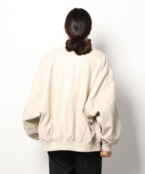 8(eight)(エイト)の「PUボマージャケット(ライダースジャケット・メンズ・アイボリー/グレイッシュブルー/ブラック・MEDIUM/LARGE)」の6枚目の写真