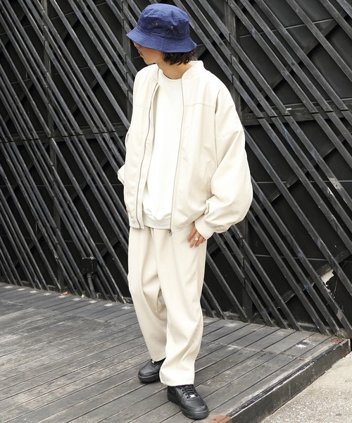 8(eight)(エイト)の「PUボマージャケット(ライダースジャケット・メンズ・アイボリー/グレイッシュブルー/ブラック・MEDIUM/LARGE)」の10枚目の写真