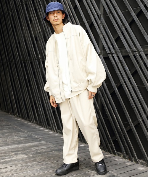 8(eight)(エイト)の「PUボマージャケット(ライダースジャケット・メンズ・アイボリー/グレイッシュブルー/ブラック・MEDIUM/LARGE)」の14枚目の写真