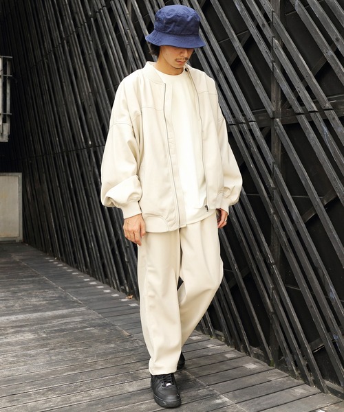 8(eight)(エイト)の「PUボマージャケット(ライダースジャケット・メンズ・アイボリー/グレイッシュブルー/ブラック・MEDIUM/LARGE)」の16枚目の写真