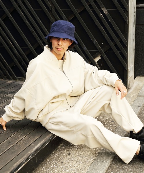 8(eight)(エイト)の「PUボマージャケット(ライダースジャケット・メンズ・アイボリー/グレイッシュブルー/ブラック・MEDIUM/LARGE)」の20枚目の写真