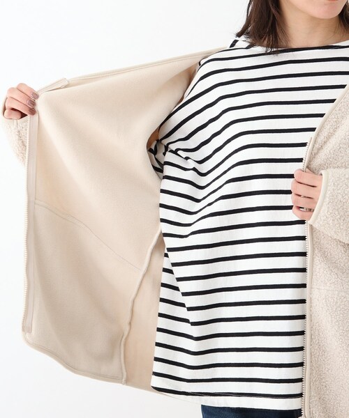 SHOO・LA・RUE(シューラルー)の「◆ライナー風にも。Vネックボアフリース(ブルゾン・レディース・ダークブラウン/アイボリー/キャメル・02/03/04)」の9枚目の写真