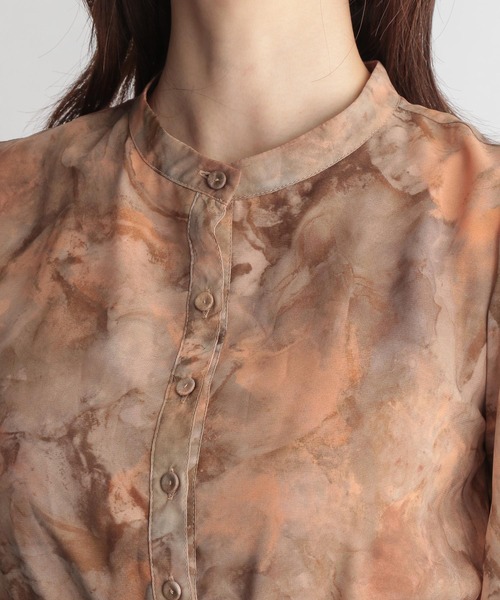 Andemiu(アンデミュウ)の「マーブルプリントワンピース254870(ワンピース・レディース・ブラウン/ブルー/イエロー・FREE)」の18枚目の写真