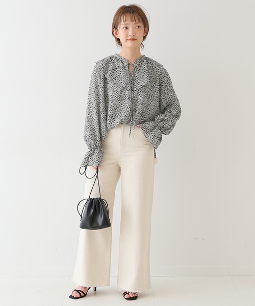 SLOBE IENA（スローブイエナ）の「フリルカラーブラウス【手洗い可能】◆（シャツ/ブラウス・レディース・ブラック/ナチュラル/パープル系その他・FREE）」の4枚目の写真