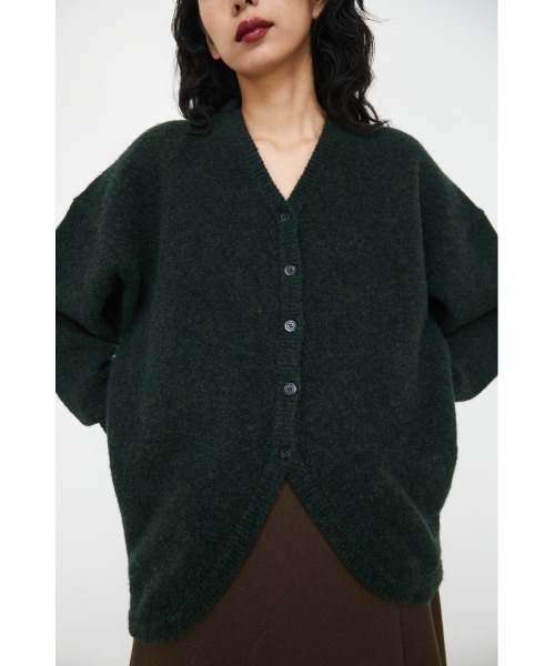 RIM.ARK(リムアーク)の「Back volume knit cardigan(カーディガン/ボレロ・レディース・グリーン/ブラック/ベージュ・FREE)」の5枚目の写真