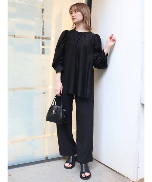 MURUA（ムルーア）の「タックハイウエストパンツ（スラックス・レディース・ブラック/パープル/その他1・1/2）」の10枚目の写真