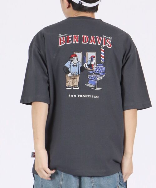 BEN DAVIS(ベンデイビス)の「【BEN DAVIS(ベンデイビス)】BARBERSHOP EMBROIDERY BIG TEE / バーバーショップ 床屋風 バック刺繍 ビッグ Tシャツ(Tシャツ/カットソー・メンズ・ブルー系その他2/ホワイト/ベージュ系その他/チャコール・MEDIUM/X-LARGE/LARGE)」の6枚目の写真