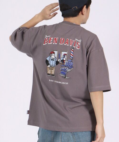 BEN DAVIS(ベンデイビス)の「【BEN DAVIS(ベンデイビス)】BARBERSHOP EMBROIDERY BIG TEE / バーバーショップ 床屋風 バック刺繍 ビッグ Tシャツ(Tシャツ/カットソー・メンズ・ブルー系その他2/ホワイト/ベージュ系その他/チャコール・MEDIUM/X-LARGE/LARGE)」の10枚目の写真