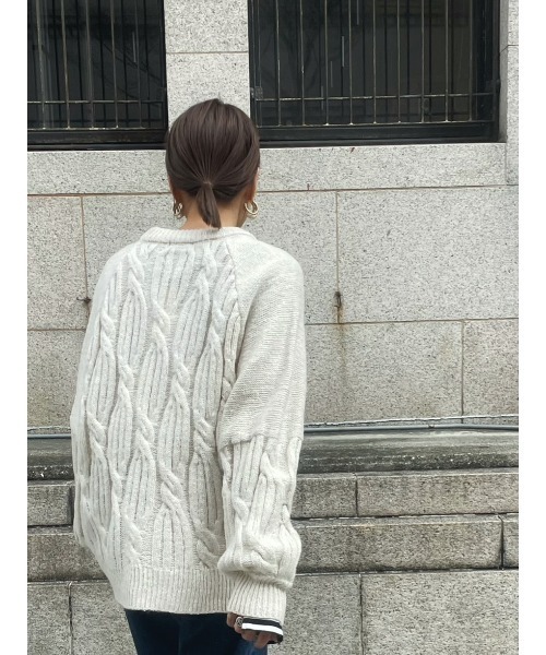 ulu（ウル）の「Over silhouette cable knit（ニット/セーター・レディース・ホワイト・FREE）」の18枚目の写真