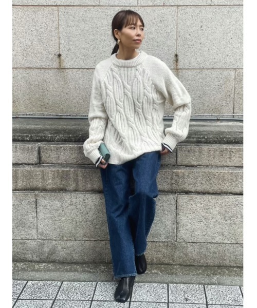 ulu（ウル）の「Over silhouette cable knit（ニット/セーター・レディース・ホワイト・FREE）」の2枚目の写真