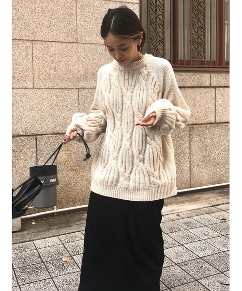 ulu（ウル）の「Over silhouette cable knit（ニット/セーター・レディース・ホワイト・FREE）」の11枚目の写真