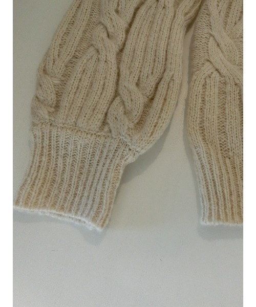 ulu（ウル）の「Over silhouette cable knit（ニット/セーター・レディース・ホワイト・FREE）」の19枚目の写真