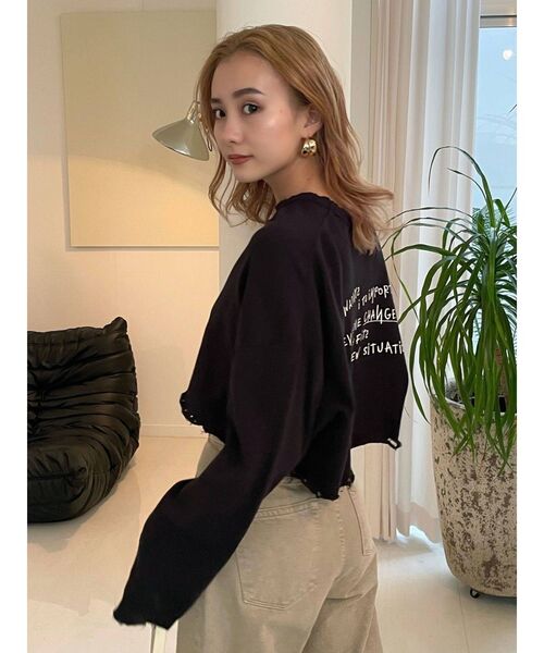 EMODA（エモダ）の「カットオフメッセージロングTシャツ（Tシャツ/カットソー・レディース・ホワイト/ブラック/ベージュ/グリーン・FREE）」の21枚目の写真