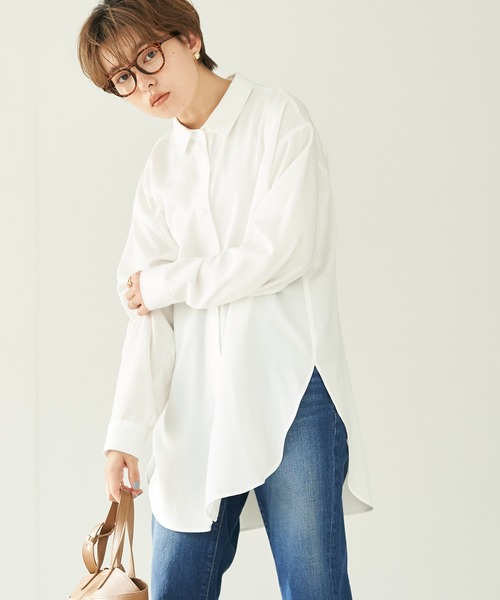 earth music&ecology（アースミュージックアンドエコロジー）の「微起毛シャツチュニック*（シャツ/ブラウス・レディース・オフホワイト/グレイッシュベージュ・FREE）」の2枚目の写真