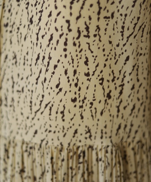 Bab（バブ）の「パイピングカラープリーツワンピース（ワンピース・レディース・ブラック/ベージュ/ブラウン・M）」の20枚目の写真