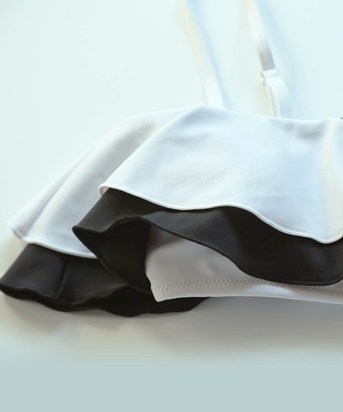 Dalfwin（ダールフィン）の「MONOワンショルダーフリルビキニ水着（水着・レディース・ホワイト/ブラック・SMALL/MEDIUM/LARGE）」の20枚目の写真