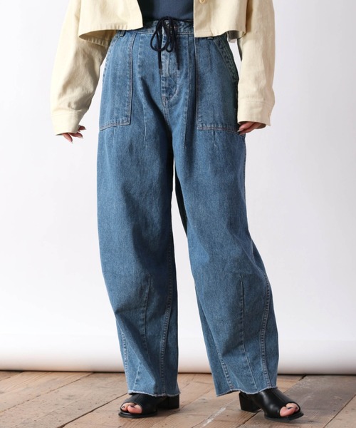 cepo(セポ)の「ロゴペイントダーツデニムパンツ(デニムパンツ・レディース・ブルー系2/ブルー系3・S/M)」の14枚目の写真