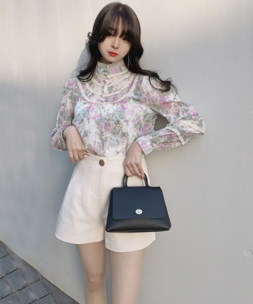 titty＆Co. PETIT by poyo（ティティーアンドコープティバイポヨ）の「【titty&Co.PETIT by POYO】タックショートパンツ（その他パンツ・レディース・アイボリー/ブラック・SMALL/MEDIUM）」の3枚目の写真